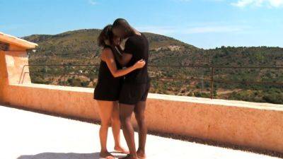 Outdoor Love Affair Between Black Couple From Erotic Africa - drtuber.com - India